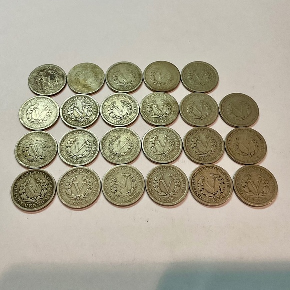 V-Nickel Lot of 23 - Picture 2 of 2